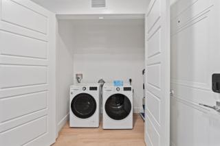 Modern 2BR Walk to Temple Sq and City Creek - 4