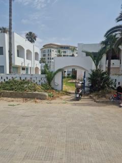 Familienfreundliches Beach Apartment Tanger Malabata Direkt am Meer - Tangeri - 2