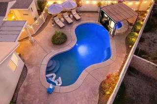 Mariposa House Swim-In Theatre with Gated Pool - Indio - 3