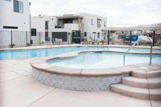Perfect Getaway with Private Hot Tub - 0