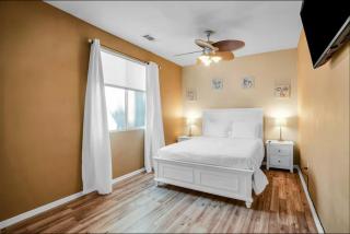 4BD Family fun Escape with Pool, Spa and Games - 3