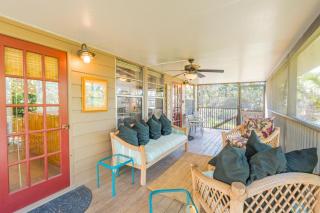 Palmetto Beach Cottage 2 by Sun Palace Vacations - 4
