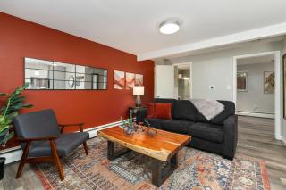 Modern & Chic Condo in the Heart of Old Town - Fort Collins - 4