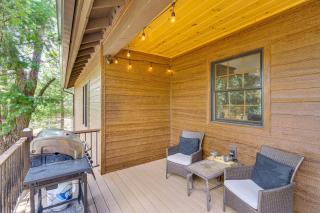 Porch, Fire Pit Pine View Retreat in Lakeside! - Lake of the Woods - 8