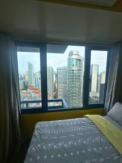The Luxe Air - Manila - 3