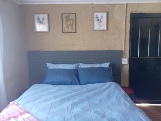 Comfy at Sosha - Soshanguve - 5