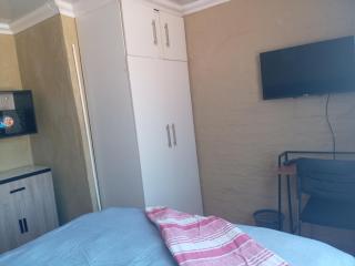 Comfy at Sosha - Soshanguve - 4