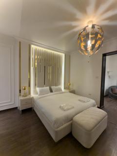 amazing rooftop-3BED at abdoun 701 - 2