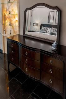 Downtown Skyway Presidential Penthouse w Jacuzzi - Văleni - 1