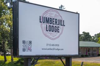 Lumber Jill Lodge 17 King Bed Retreat - Balsam Lake - 1
