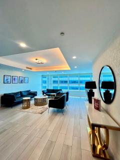 Luxury 2BR Apartment in Centaurus islamabad - Islamabad - 2