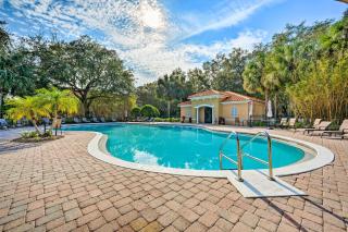 4 Mi to WDW: Sleek Townhome w/ Community Pool! - 8
