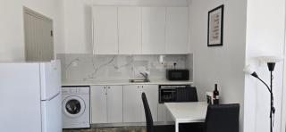 EvAndrea Tefkrou - Stylish Studio in Kato Paphos - Paphos - 1