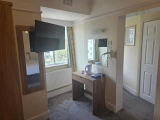 Dancenter Seaside Retreat Poole - Bournemouth - 5