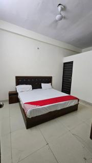 Hotel Village of village - Noida - 2