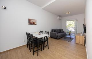 Beautiful Apartment In Seget Donji With Wifi - Trogir - 3