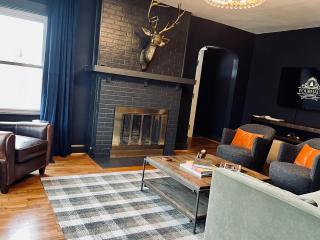 PourHaus Stylish 3 BR house by Buffalo Trace & Capitol - Frankfort - 0