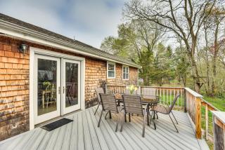 6 Mi to Beach Family Home in Little Compton! - Little Compton - 0
