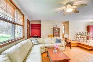 6 Mi to Beach Family Home in Little Compton! - Little Compton - 6