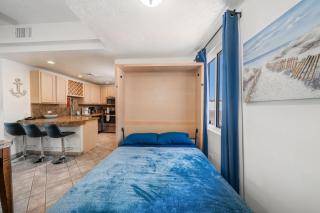 Las Palmas 2BR 2BA Suite Ground Floor- D101 - Campo del Medio - 3