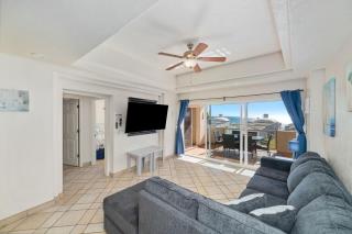 Las Palmas 2BR 2BA Suite 2nd FL Ocean View- G205 - Campo del Medio - 8