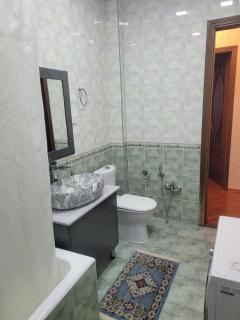 Cozy Apartment next to Old Town - Baku - 1