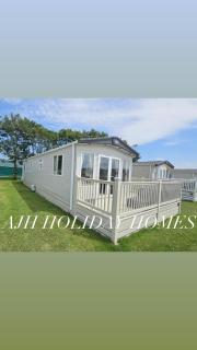 AJH Holiday Homes, Ty Mawr- Parkdeans Resort - Kinmel Bay - 0