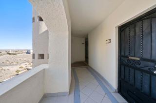 Las Palmas 4BR 4BA Penthouse Ocean View 703 - Campo del Medio - 8