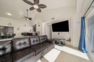 Las Palmas 4BR 3BA Penthouse Ocean View 7th FL - Campo del Medio - 4