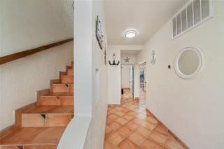 3 Story Home 3BR 2BA with Pool Garage and Rooftop View - La Choya - 9
