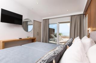 Kostas Beachfront Suite - Agios Gordios - 1