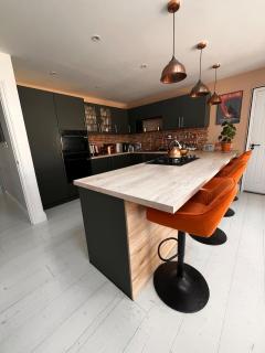 SoBo Beach Home, 2 mins walk to Sandy Beach - Southbourne - 0