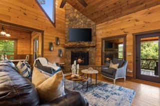EZ Come EZ Geaux - Stunning Mtn Views - Hot Tub - Blue Ridge - 1