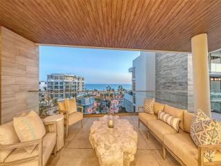 Beautiful Corner Condo with Gulf and Bay Views - Longboat Key - 7