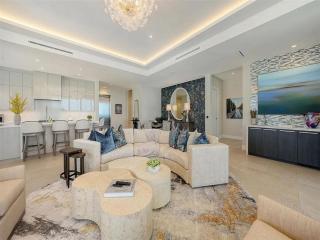 Beautiful Corner Condo with Gulf and Bay Views - Longboat Key - 5