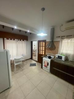 Casa de 3 habitaciones City Bell - City Bell - 1