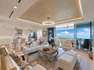 Elegant Gulf-View Condo with Designer Finishes - Naples - 8