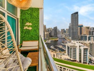 Luxury 2BR Apartment in Dubai Marina with Full Marina View - 0