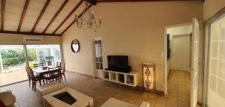 Charmante maison de plain pied rénovée et climatisée en lisière de forêt - 3