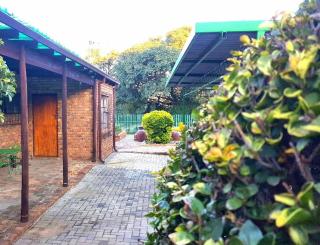 Garden Cottage Sandton - Johannesburg - 4