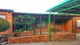 Garden Cottage Sandton - Johannesburg - 3