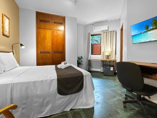 1 Suite - 200m do mar - Churrasqueira - Jacuzzi - Ar condicionado - 3