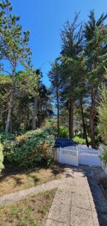 Charmante maison entièrement rénovée et climatisée en lisière de forêt, 600m de la plage, 2 jardins clos - Saint-Jean-de-Monts - 8