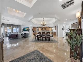GulfFront Condo with Sunset Views Redington Beach - St. Pete Beach - 5