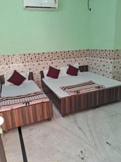 maa sarswati atithi bhawan - Mathura - 9