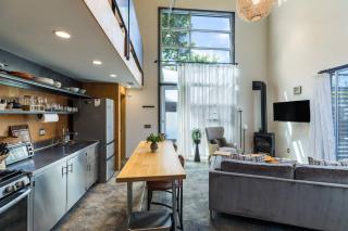 Sunny Open Home by Cafecito | Baca Railyard - Santa Fe - 5