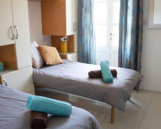 Sea Front 2 bedroom apartment - San Pawl il Bahar - 4