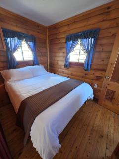 Hunts Point 1-BR Coastal Retreat - Cottage # 8 - Summerville Centre - 3