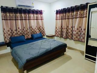 Abhi Home Stay - Indore - 0