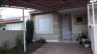 Casa com 2 quartos em condomínio - Montes Claros - 0